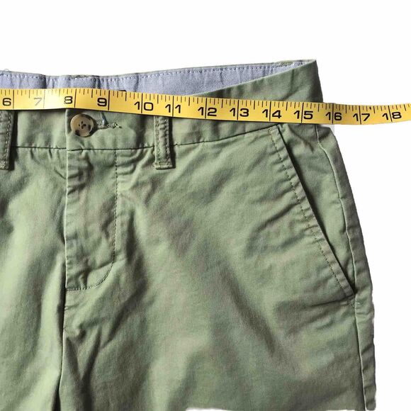 Tommy Hilfiger Chino Shorts Womens 29 Green Mid Rise Preppy Casual Stretch EUC! - Picture 5 of 10